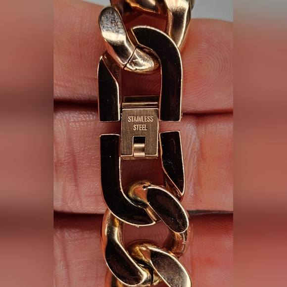 STAINLESS STEEL Cuban Link Bracelet - Picture 7 of 10